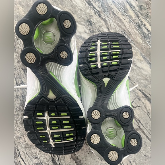 NIKE SHOX - size women’s 8 - Picture 3 of 7